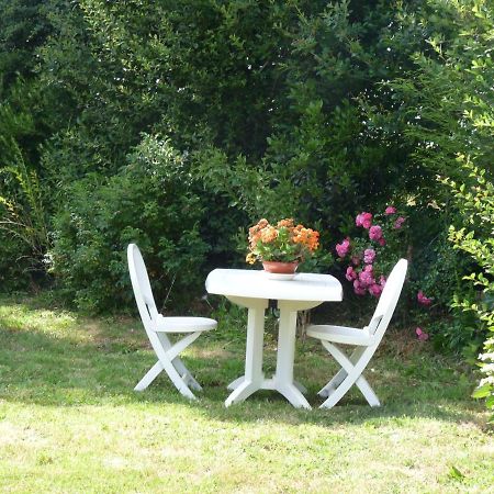 Отель Maison Terre Et Mer Poullan-sur-Mer Экстерьер фото