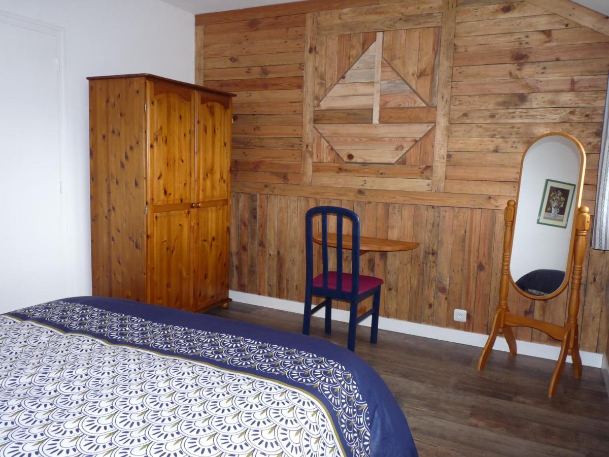Отель Maison Terre Et Mer Poullan-sur-Mer Экстерьер фото